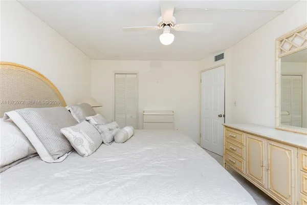 $2,400 | 3131 South Ocean Drive, Unit 110, Hallandale Beach, FL 33009