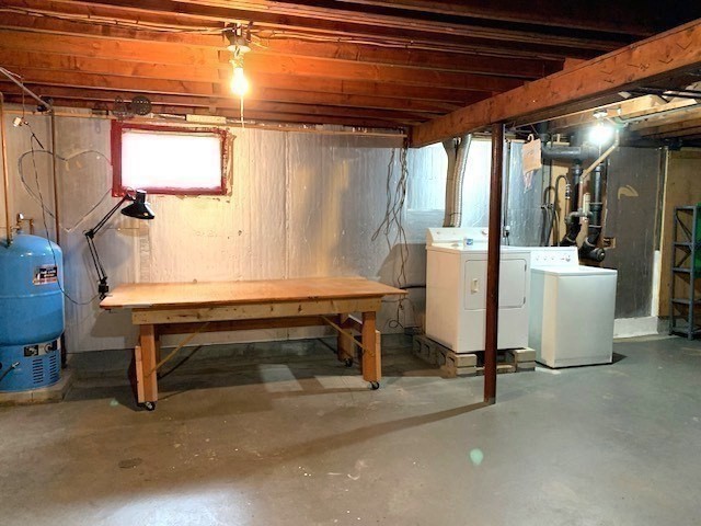 72 Bailey Lane Georgetown, MA 01833 - Photo 23 of 29 a room with table chairs and windows