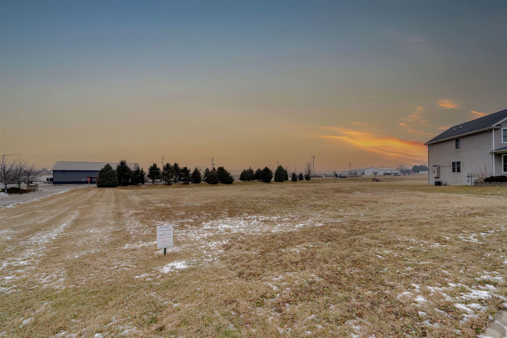 4 Cobblestone Avenue Carlock, IL 61725 - Photo 2 of 3 a view of lake