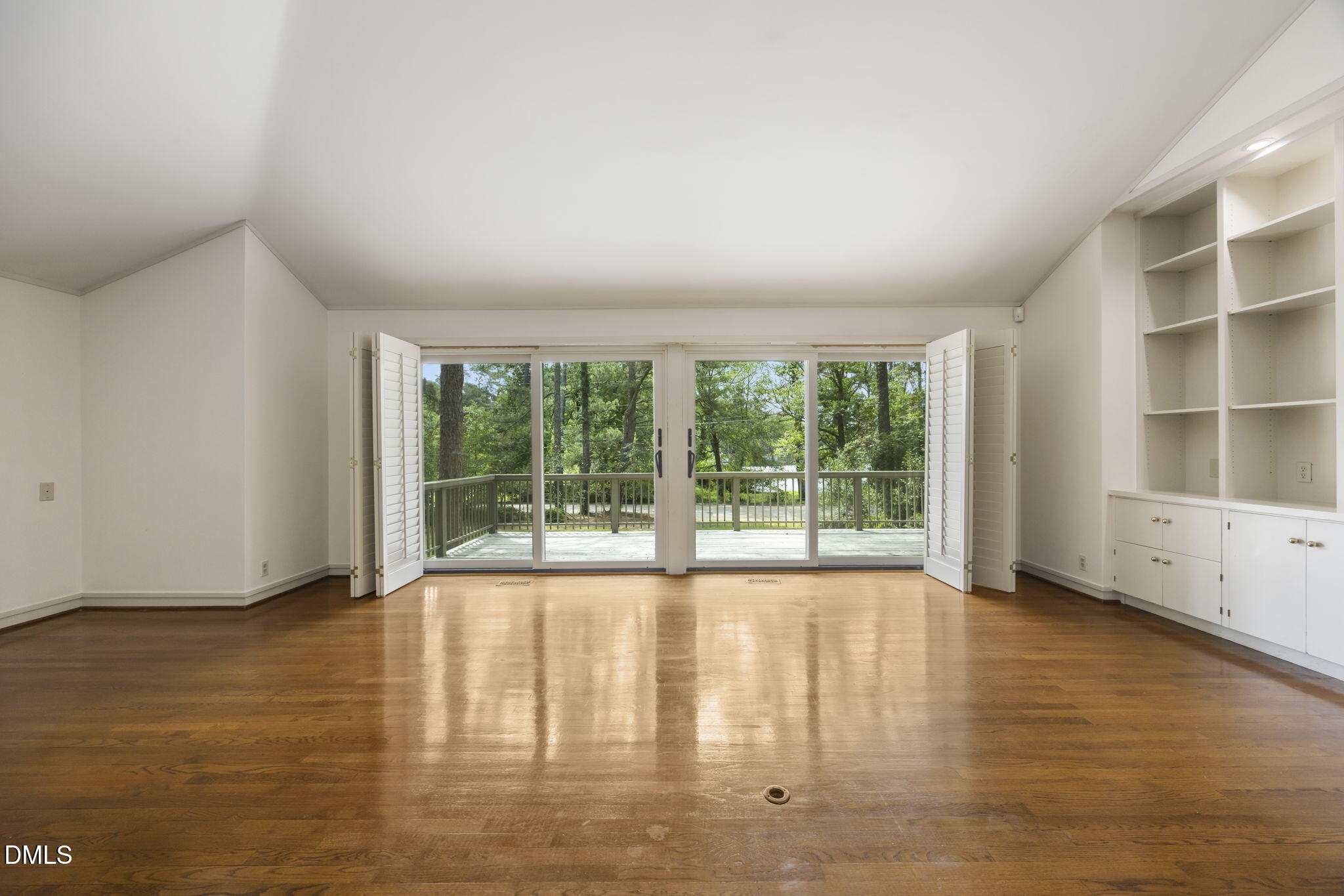 501 Valley Road Fayetteville, NC 28305 - Photo 11 of 72 22-web-or-mls-484A9614