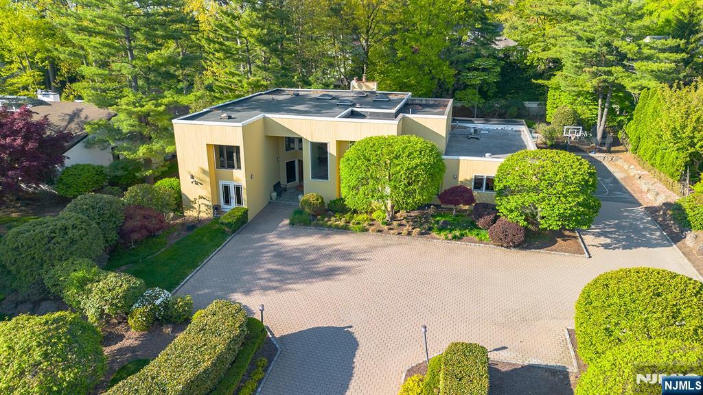 37 Hemlock Road Livingston, NJ 07039 - Photo 49 of 50