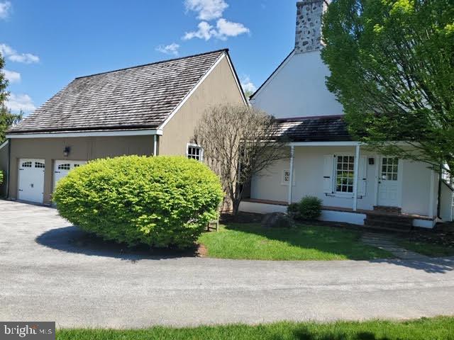 1297 Farm Road Berwyn, PA 19312 - Photo 2 of 37