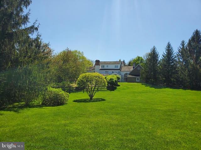 1297 Farm Road Berwyn, PA 19312 - Photo 5 of 37