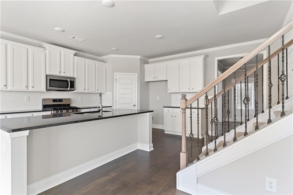 5903 Springs Way Stonecrest, GA 30038 - Photo 7 of 33