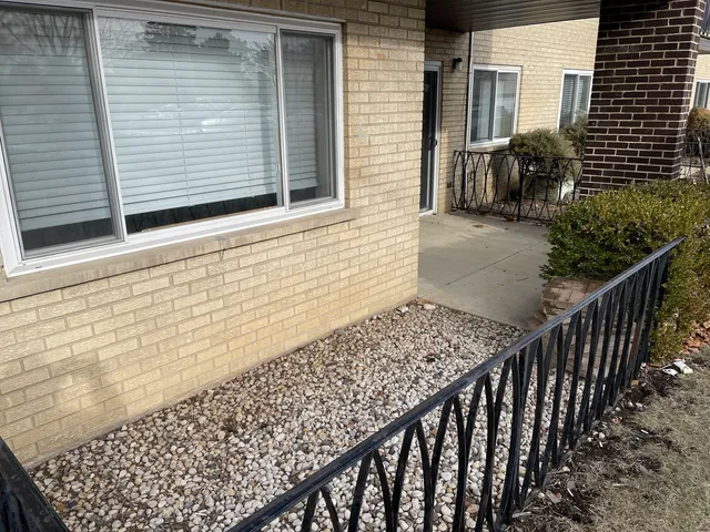 a view of a pathway of the house