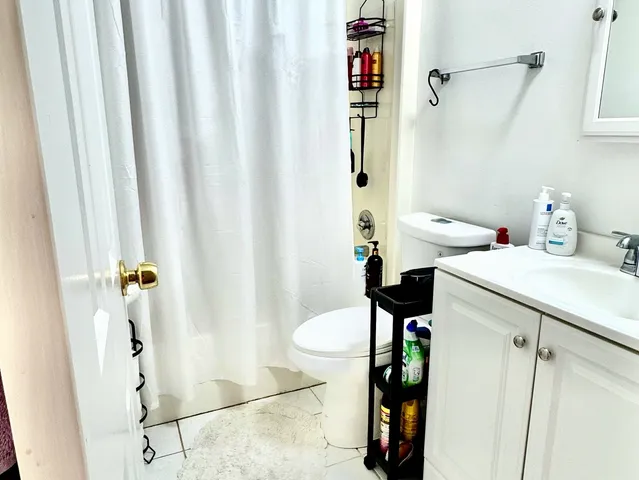 $2,000 | 535 South Cleveland Avenue, Unit 101, Arlington Heights, IL 60005