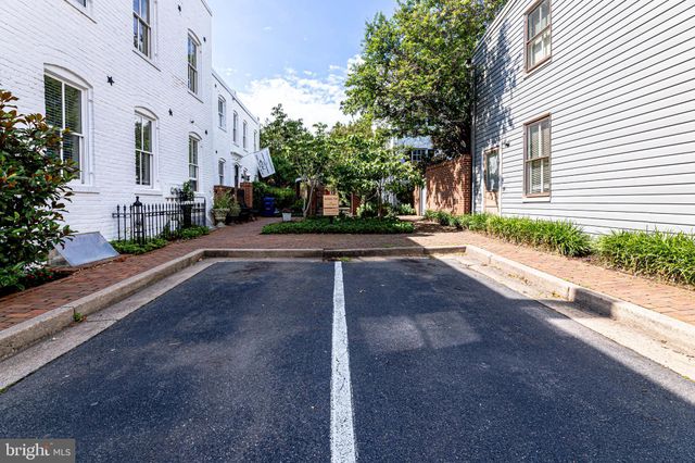 $435,555 | 220 North St Asaph Street, Unit 17, Alexandria, VA 22314