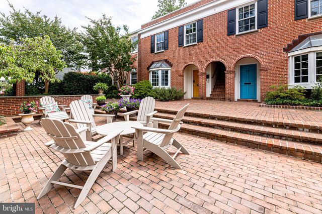 $435,555 | 220 North St Asaph Street, Unit 17, Alexandria, VA 22314