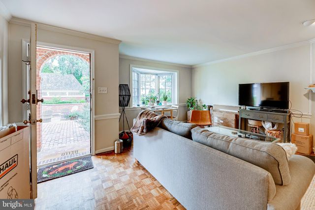 $435,555 | 220 North St Asaph Street, Unit 17, Alexandria, VA 22314