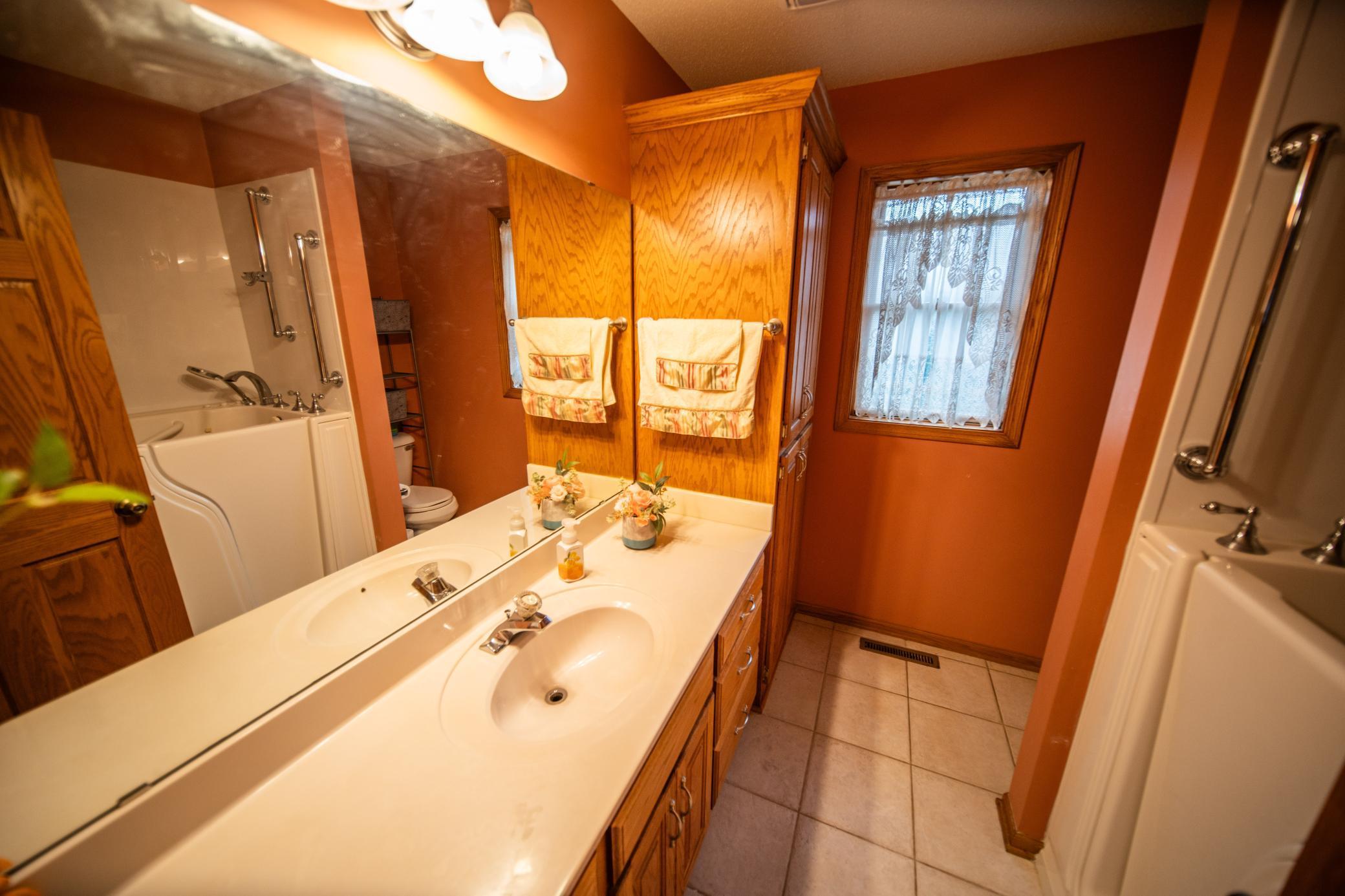 1002 Yorkshire Lane Northwest Rochester, MN 55901 - Photo 23 of 59