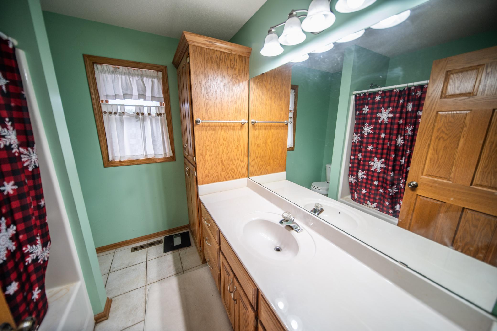 1002 Yorkshire Lane Northwest Rochester, MN 55901 - Photo 27 of 59