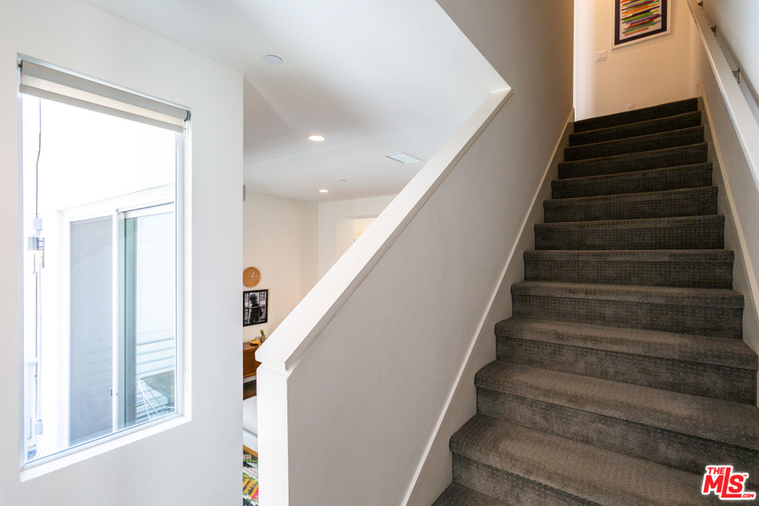 2209 Polyscope Place Los Angeles, CA 90026 - Photo 18 of 37 a view of entryway