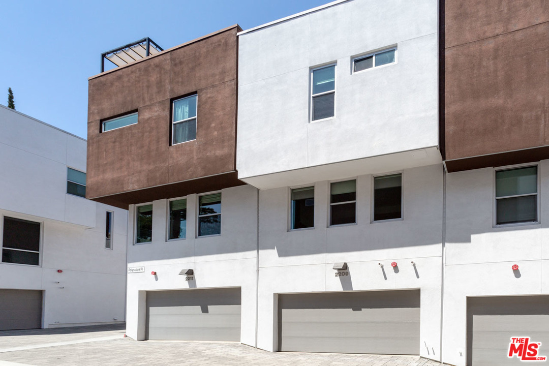 2209 Polyscope Place Los Angeles, CA 90026 - Photo 36 of 37 a front view of a house with windows