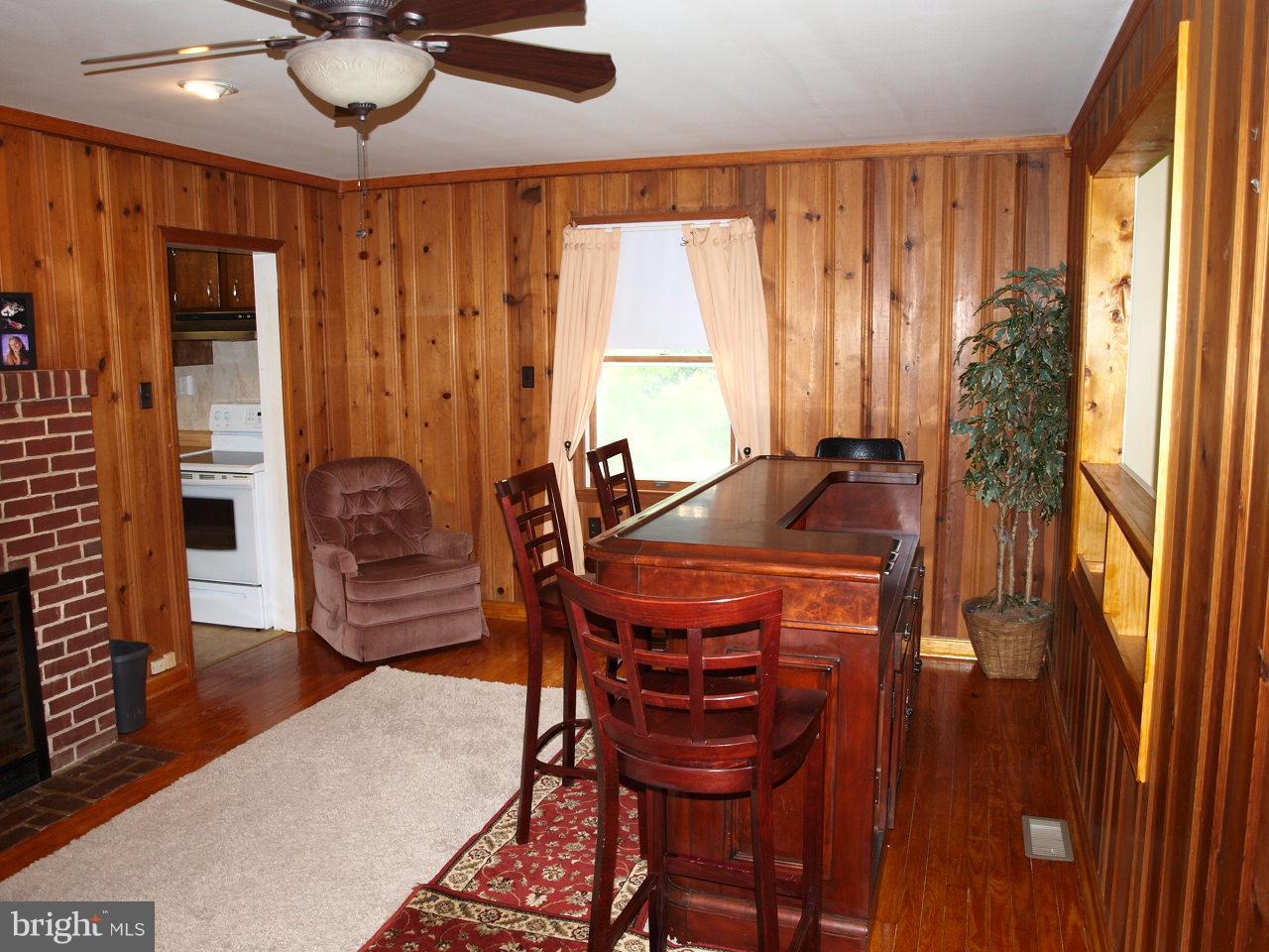 56 Bluff Road Earleville, MD 21919 - Photo 14 of 19 Living Room