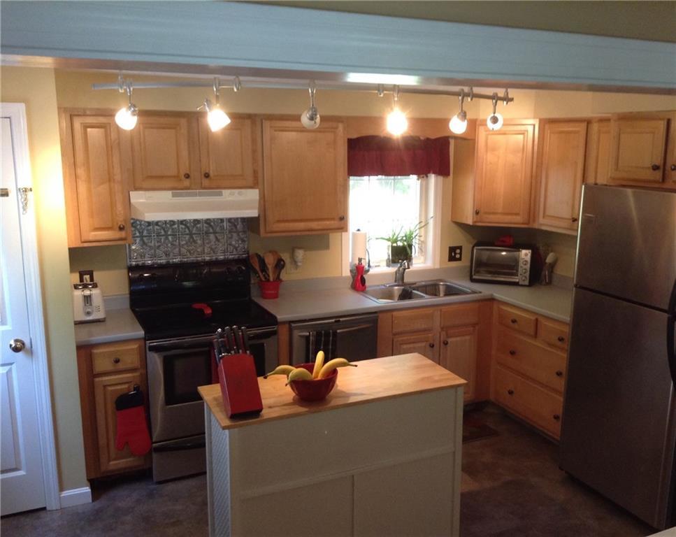3 Fairoaks Drive Springvale, ME 04083 - Photo 2 of 25 Kitchen