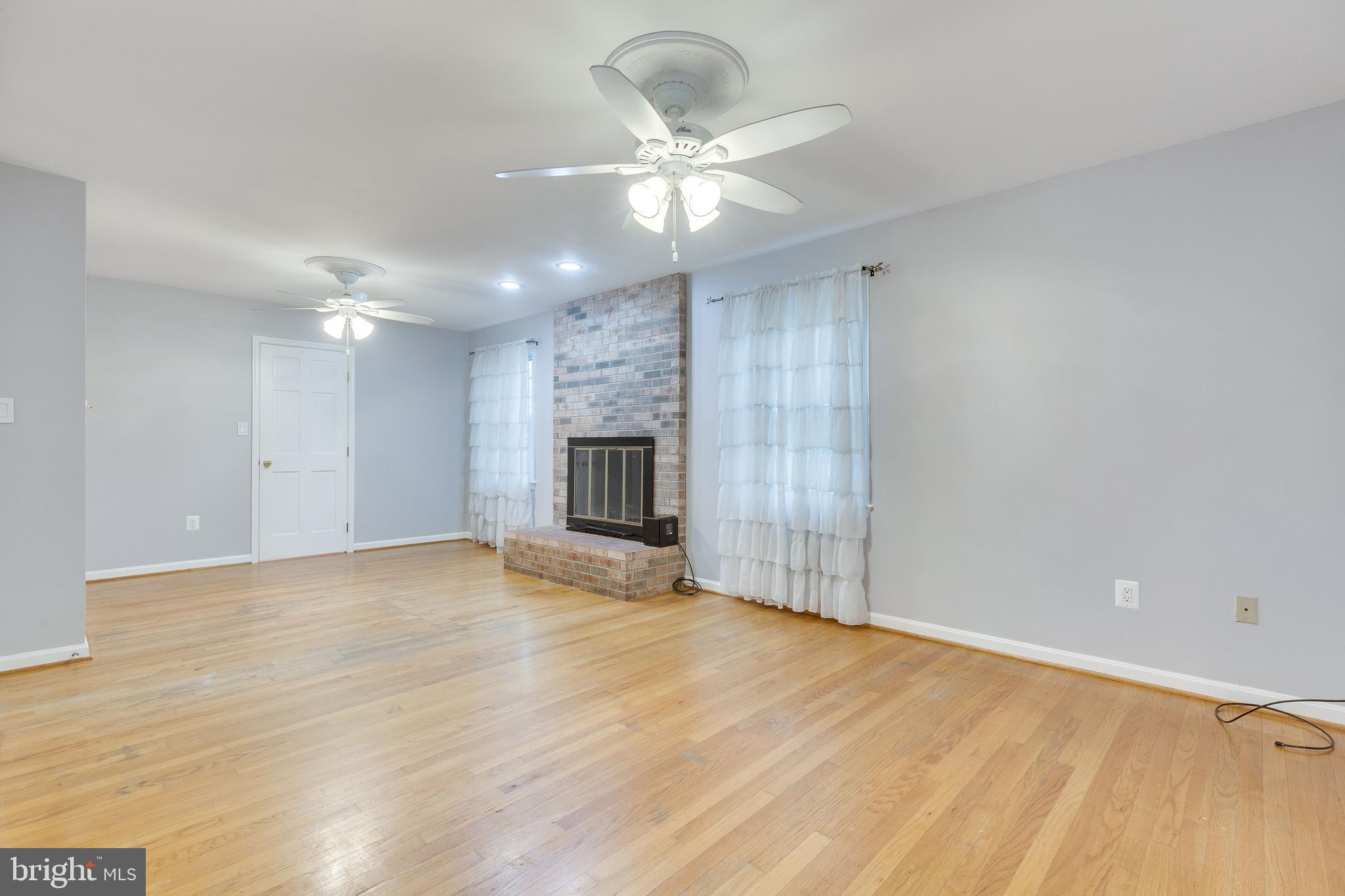 6587 Davis Ford Road Manassas, VA 20111 - Photo 12 of 31 Gallery Image 12