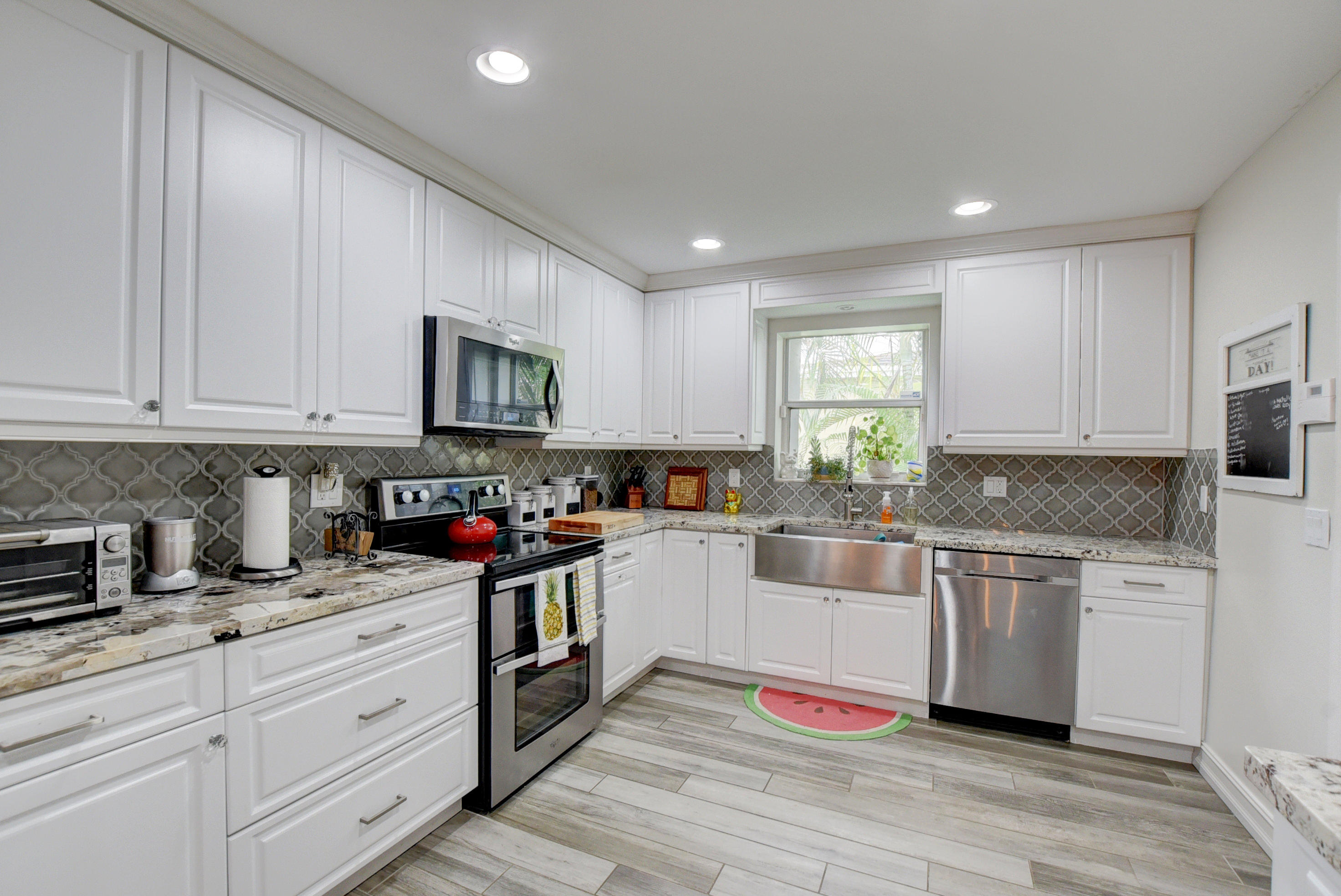 4607 Baldric Street Boca Raton, FL 33428 - Photo 6 of 35 Kitchen
