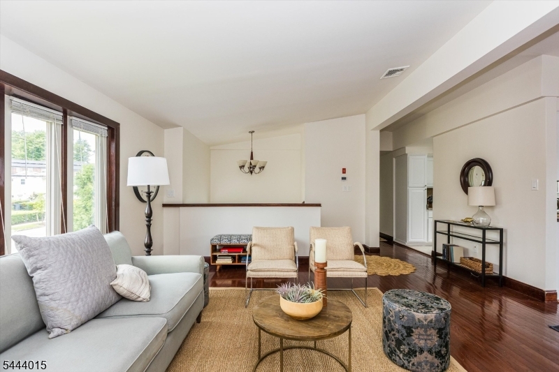 373 Orange Road Montclair, NJ 07042 - Photo 5 of 40