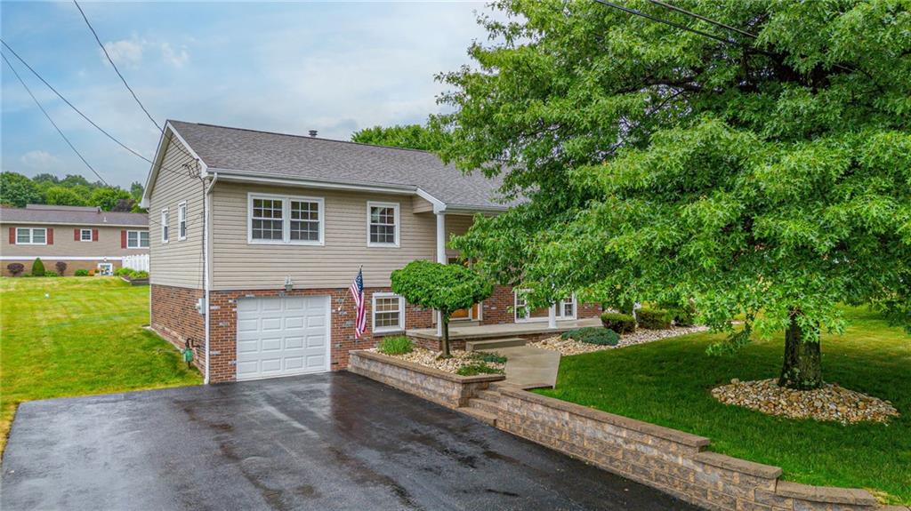 112 Meadow Drive, Latrobe, PA 15650 Compass