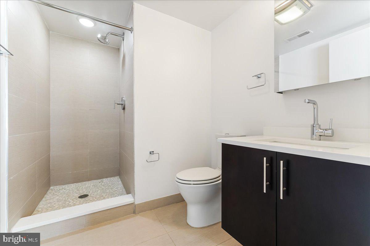 154 North Front Street Philadelphia, PA 19106 - Photo 22 of 36