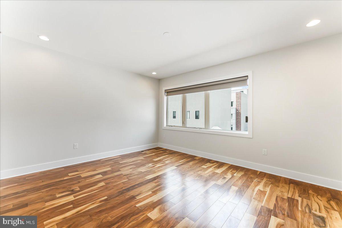 154 North Front Street Philadelphia, PA 19106 - Photo 24 of 36