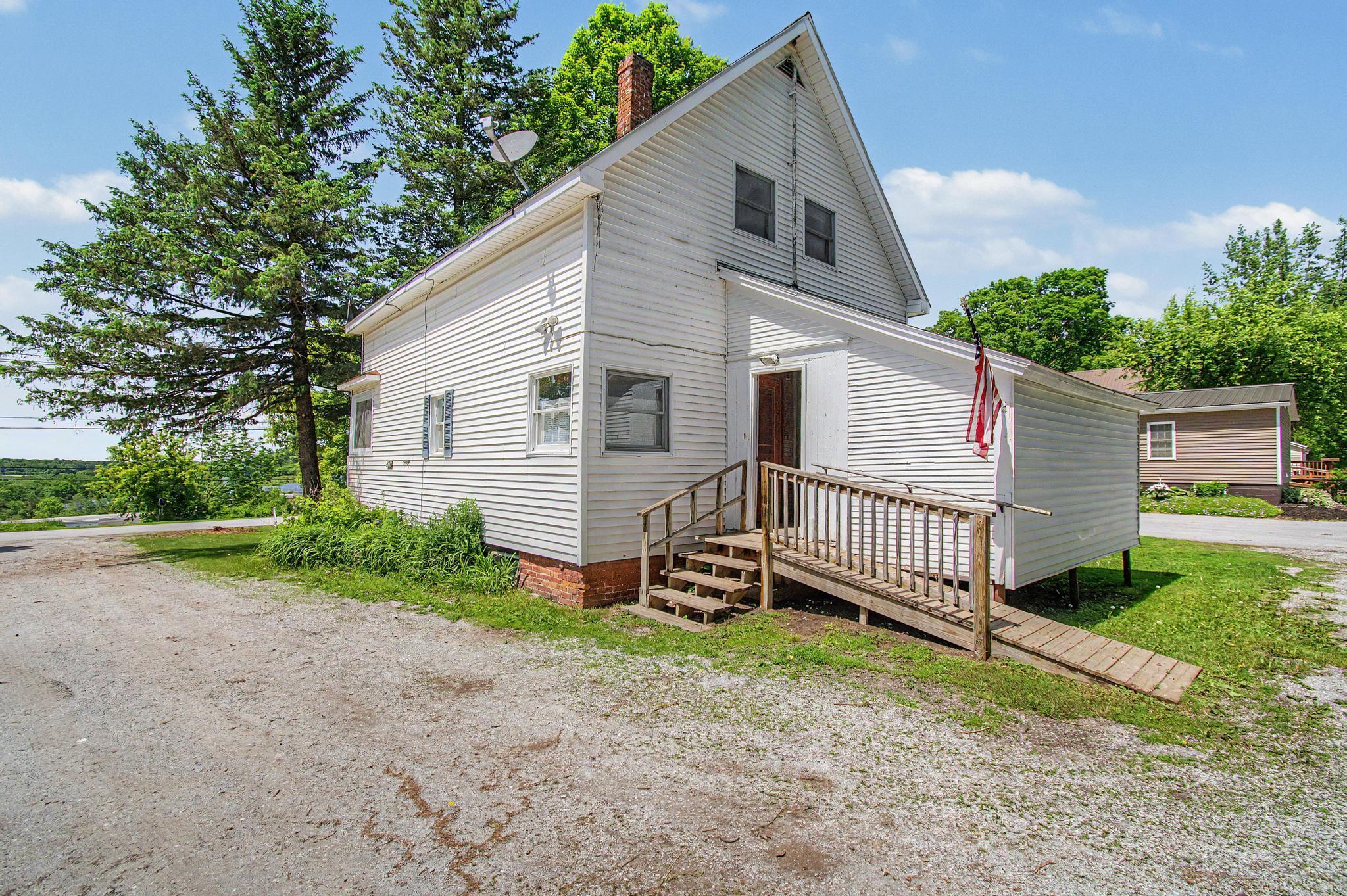 210 Boarding House Street Sheldon, VT 05483 - Photo 4 of 27