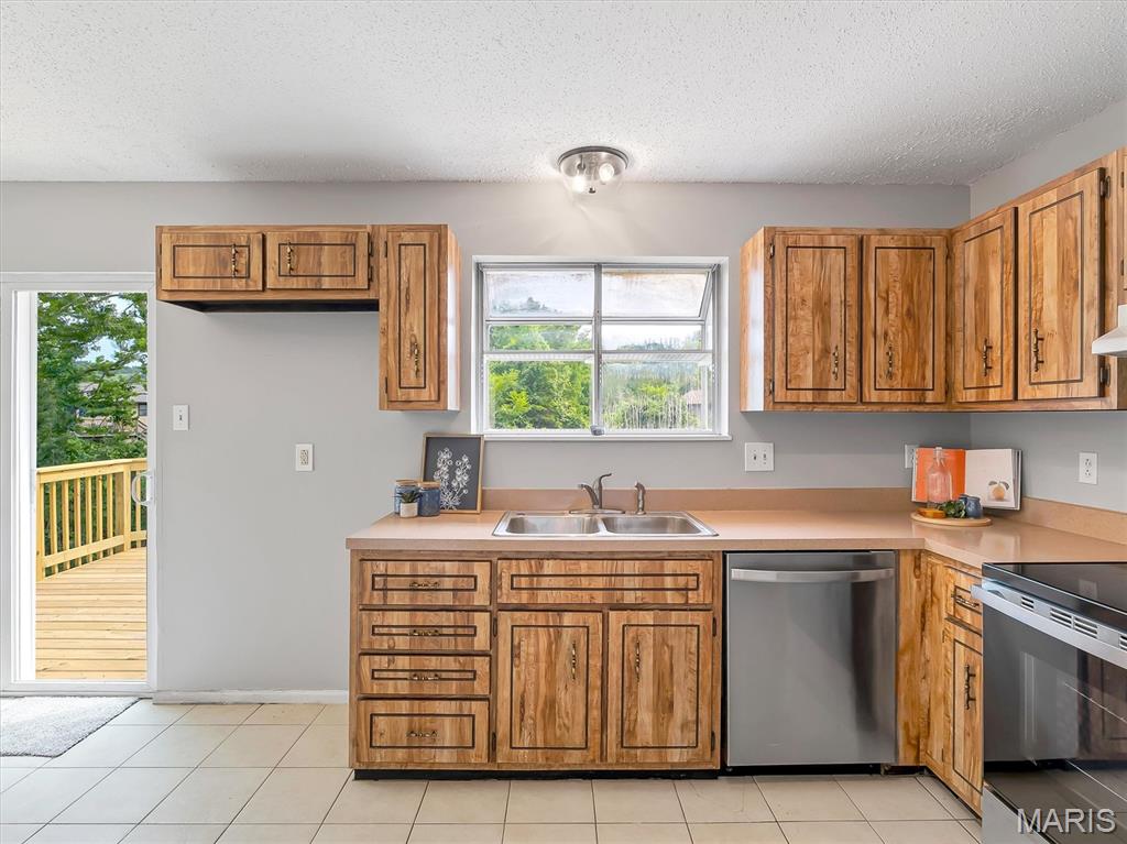 2127 Pomme Road Arnold, MO 63010 - Photo 8 of 30