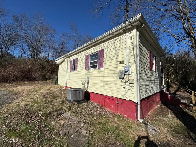 $150,000 | 169 Midland Circle, Bristol, VA 24201