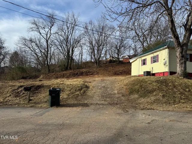 $150,000 | 169 Midland Circle, Bristol, VA 24201