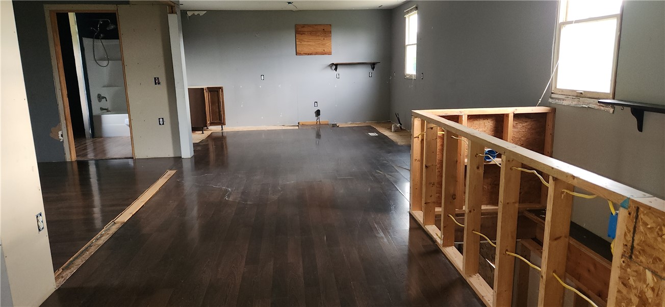 11737 Davis Road Prattsburgh, NY 14873 - Photo 17 of 25 Gallery Image 17