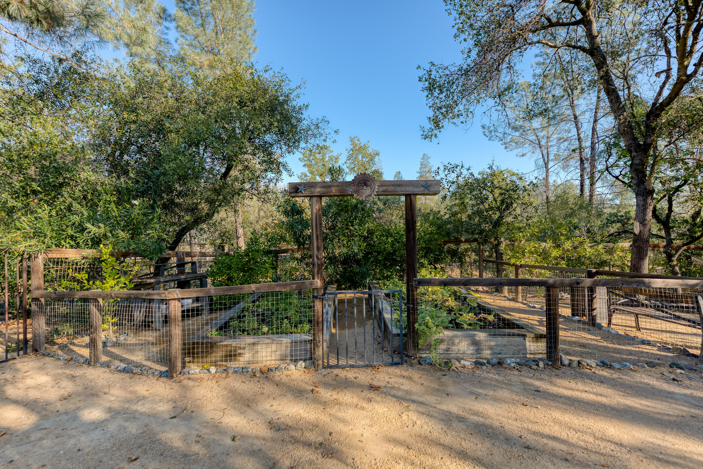 10163 Tilton Mine Road Redding, CA 96001 - Photo 42 of 144 Fenced Garden Area