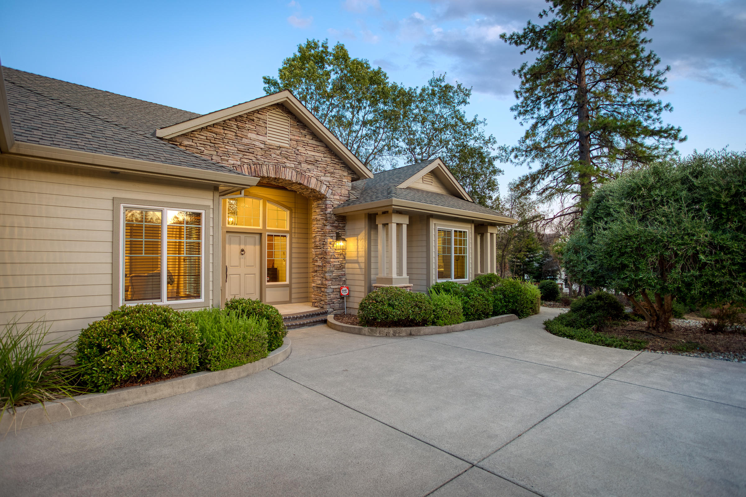 10163 Tilton Mine Road Redding, CA 96001 - Photo 53 of 144 Front of Home