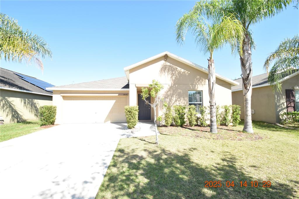 8436 Hunters Fork Loop Ruskin, FL 33573 - Photo 1 of 41