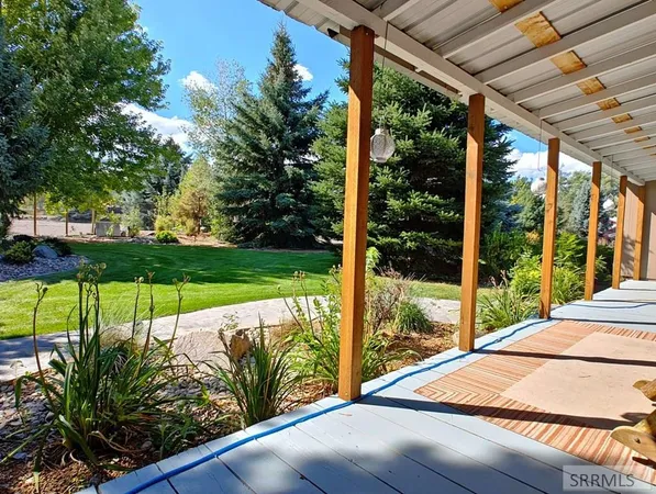$989,000 | 8 Goodman Lane, Salmon, ID 83467