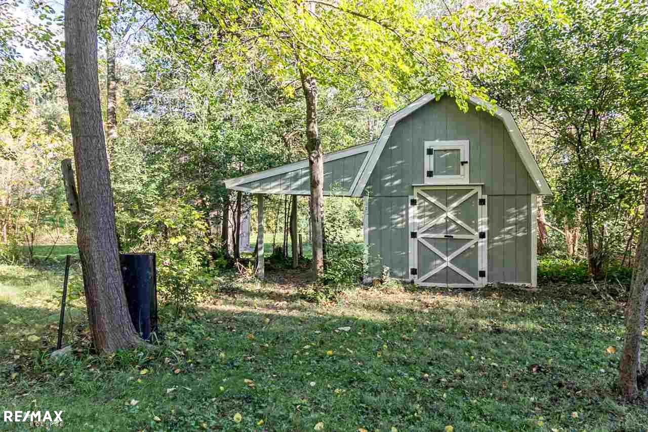 156 Shadywood Road Rochester Hills, MI 48307 - Photo 38 of 43