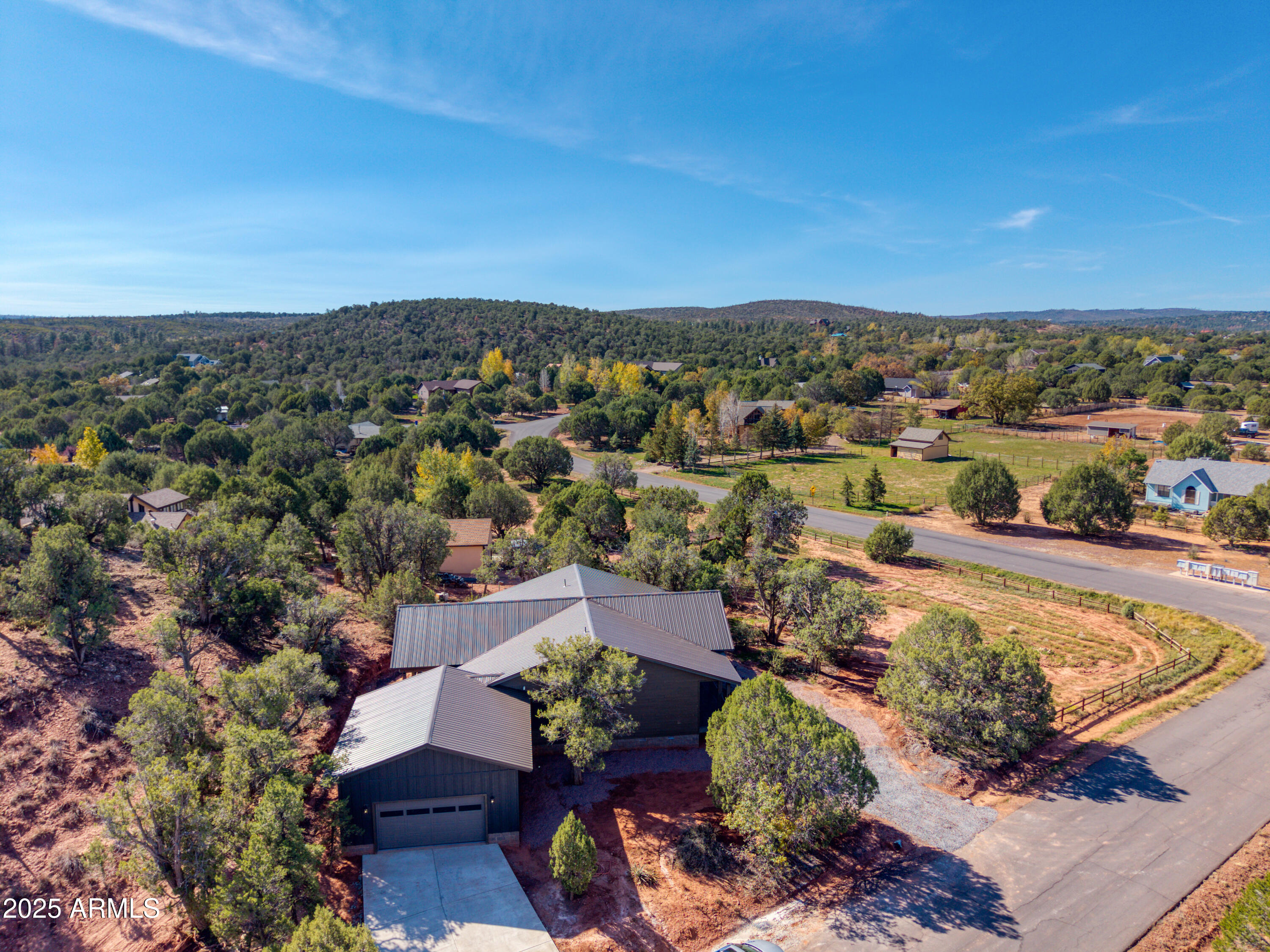 957 Cheney Ranch Loop Show Low, AZ 85901 - Photo 21 of 32 an aerial view of a house with a outdoor space