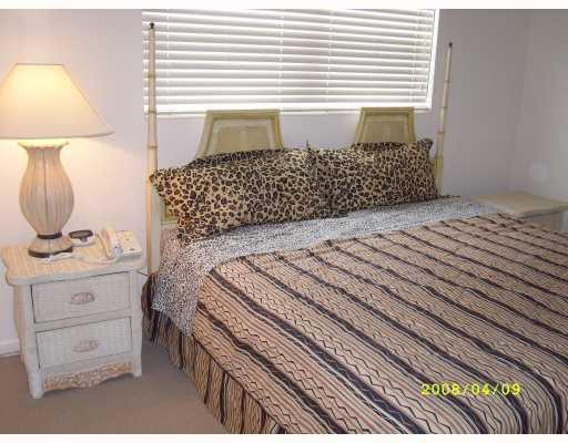 252 Durham, Unit 252 Deerfield Beach, FL 33442 - Photo 4 of 7 Master Bedroom