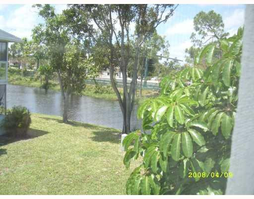252 Durham, Unit 252 Deerfield Beach, FL 33442 - Photo 6 of 7 View