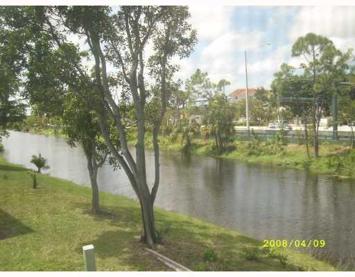 252 Durham, Unit 252 Deerfield Beach, FL 33442 - Photo 7 of 7 View