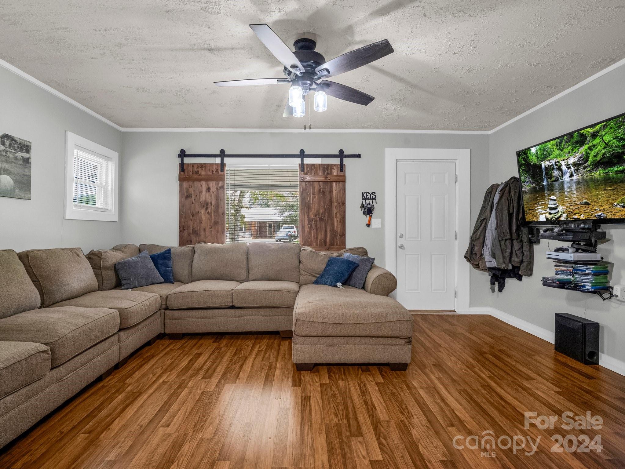 Gallery Image 6