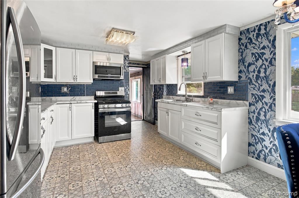 2705 Glendale Road Jackson, MI 49203 - Photo 11 of 44 Gallery Image 11