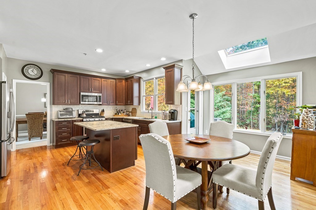 22 Ridge Way North Andover, MA 01845 - Photo 3 of 41 Gallery Image 3