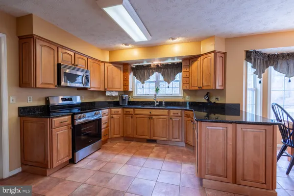 $544,900 | 2035 Farragut Drive, Stafford, VA 22554