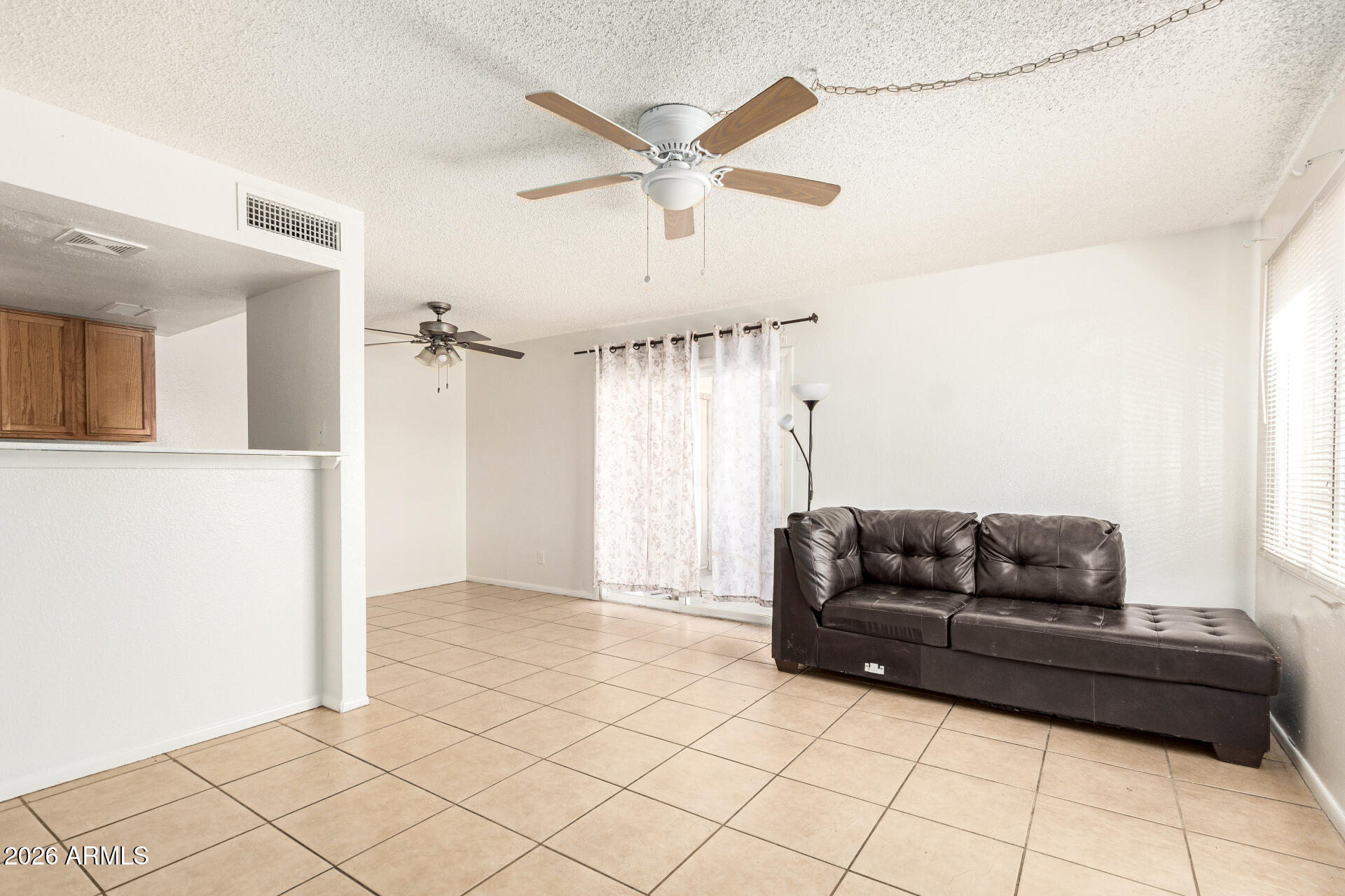 4608 East Riverside Street Phoenix, AZ 85040 - Photo 4 of 28 04 - Riverside