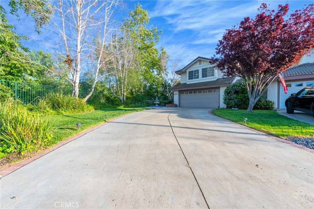 10 Valley Crest Road Simi Valley, CA 93065 - Photo 2 of 56