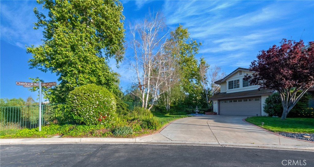 10 Valley Crest Road Simi Valley, CA 93065 - Photo 3 of 56