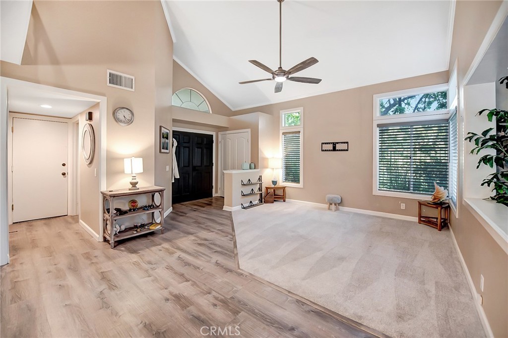 10 Valley Crest Road Simi Valley, CA 93065 - Photo 6 of 56