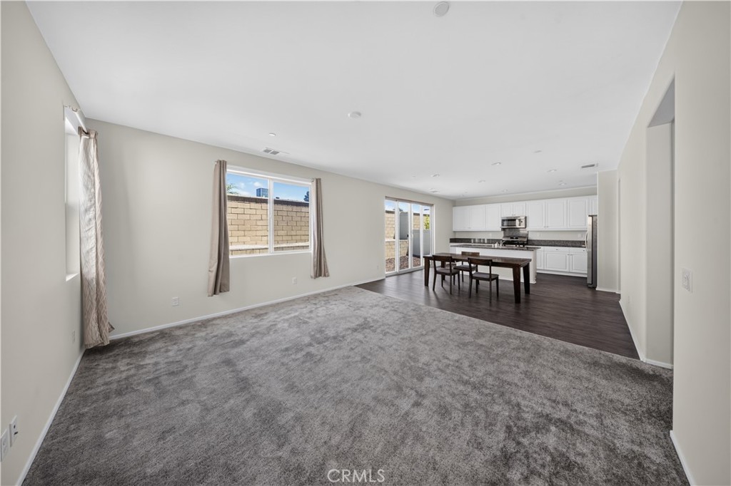 560 East Vodden Street Rialto, CA 92376 - Photo 28 of 59