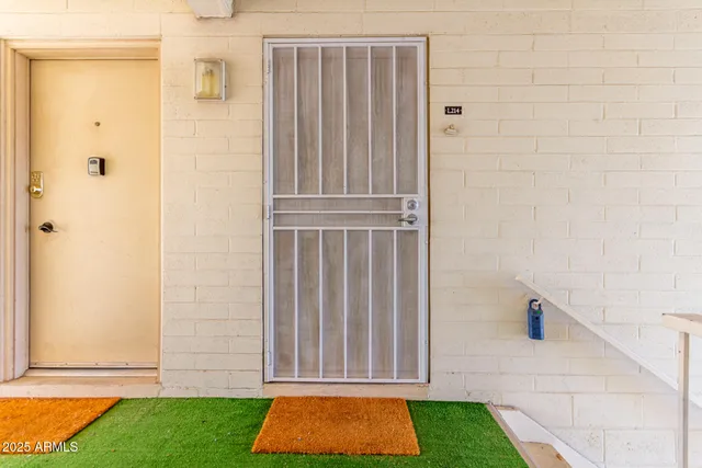 $140,000 | 8221 East Garfield Street, Unit L214, Scottsdale, AZ 85257
