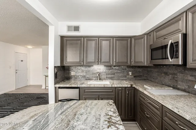 $140,000 | 8221 East Garfield Street, Unit L214, Scottsdale, AZ 85257